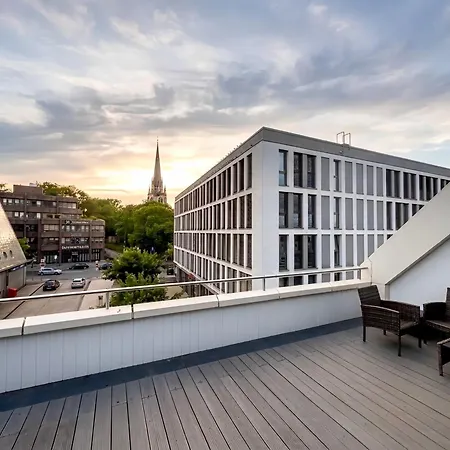 Apartamento Penthouse - 130qm - Private Parking